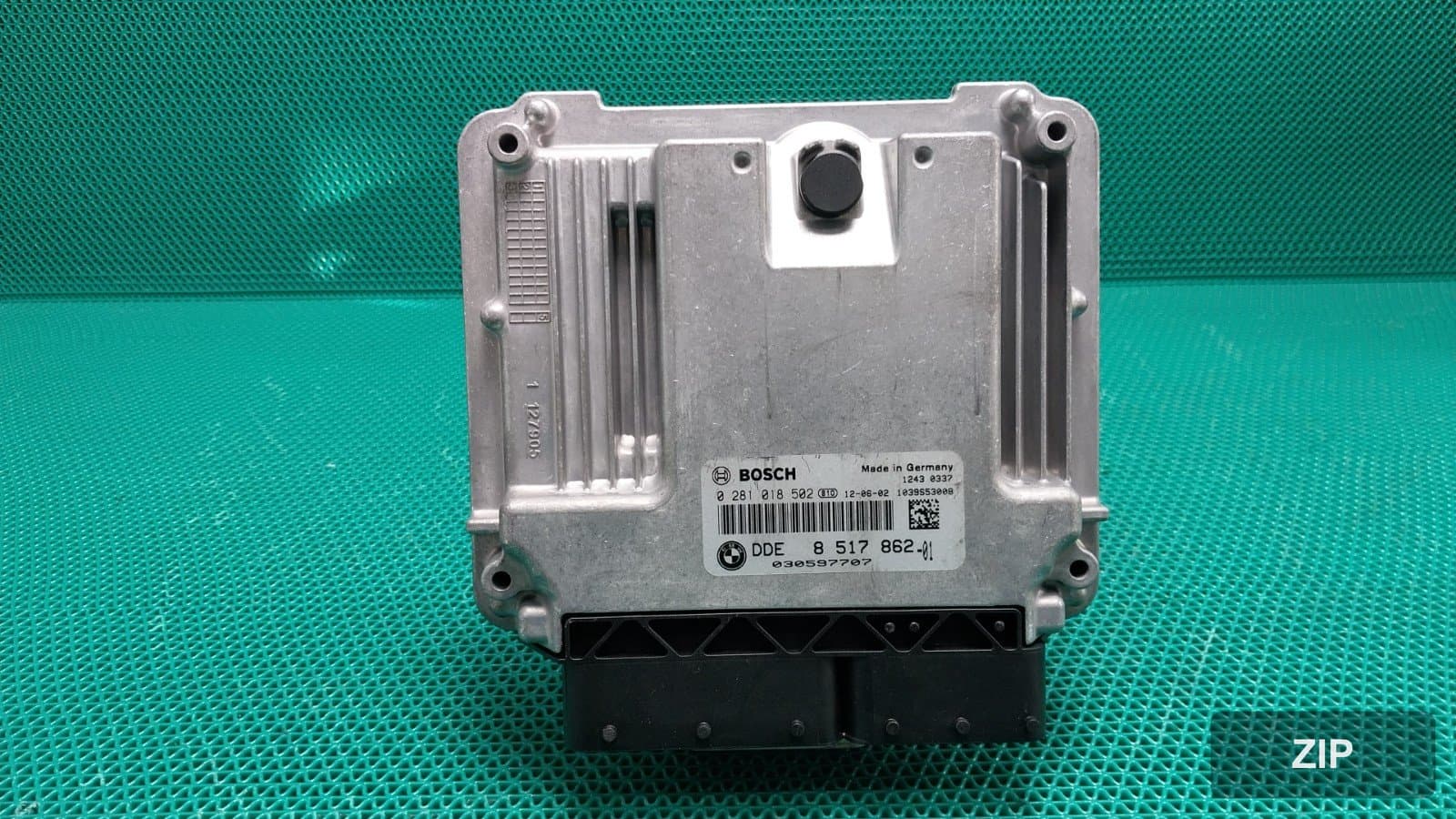 Блок управления двигателем ECU