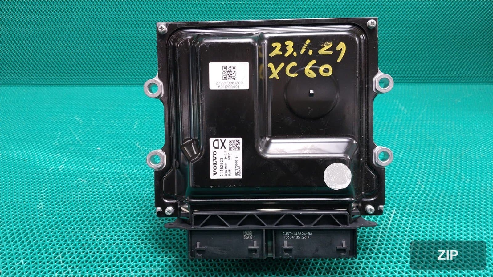 Блок управления двигателем ECU