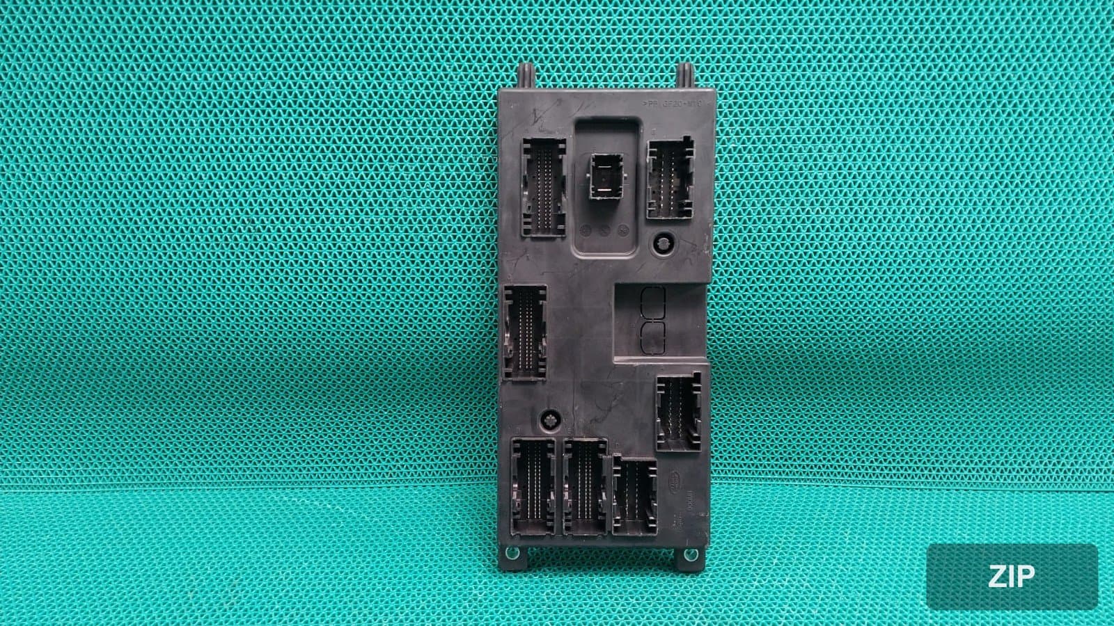 Блок управления кузовом BCM (ETACS)