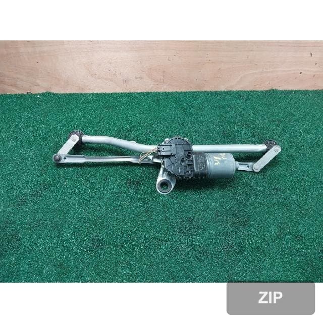 Моторчик стеклоочистителя с трапецией