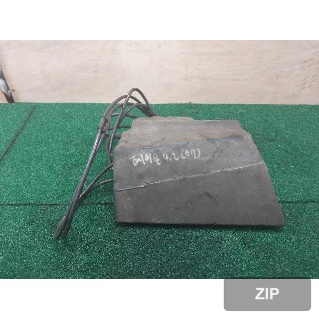 Volkswagen 4.2 2007 3D0 827 785