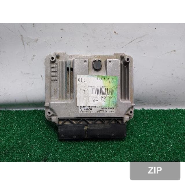 Блок управления двигателем (ECU) 03L906018LB