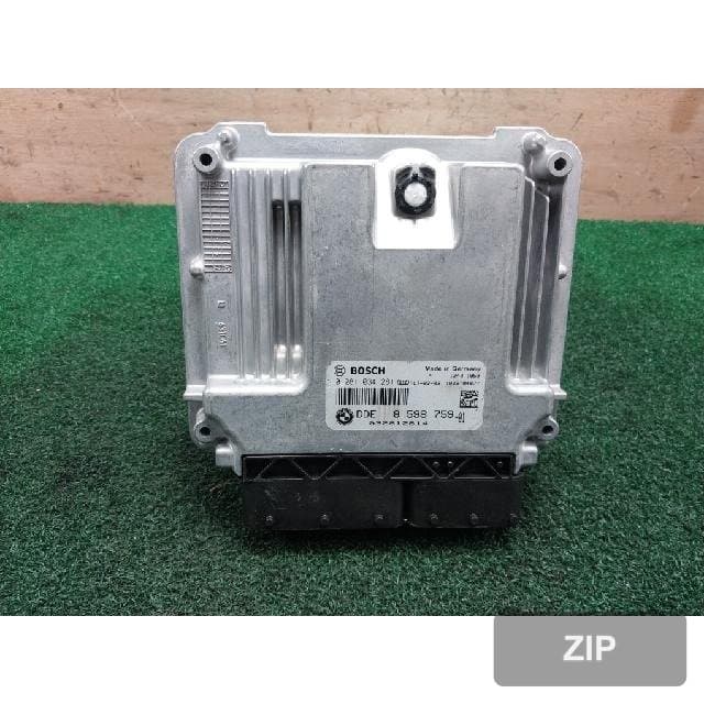 Блок управления двигателем ECU