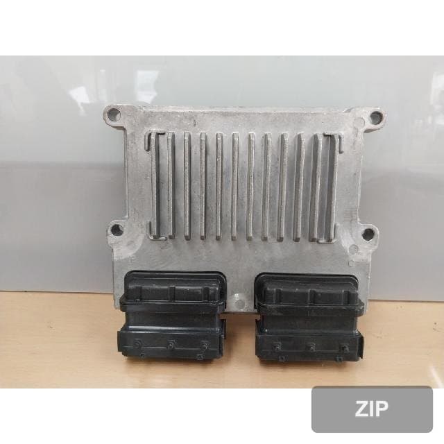 Блок управления двигателем ECU