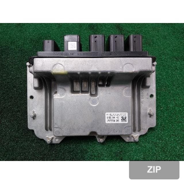 Блок управления двигателем ECU