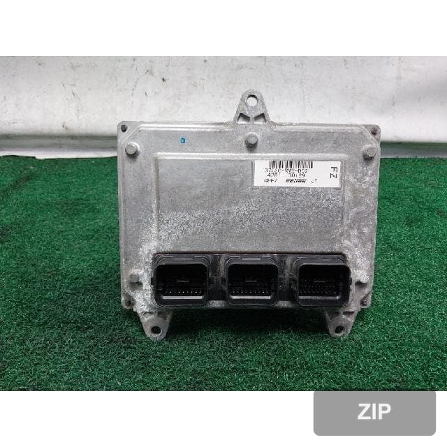 Блок управления двигателем ECU
