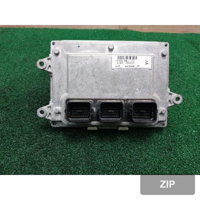 Блок управления двигателем ECU