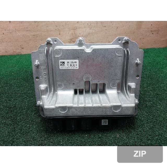Блок управления двигателем ECU