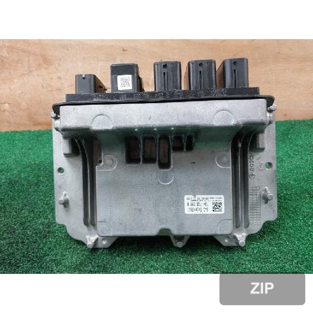 Блок управления двигателем ECU