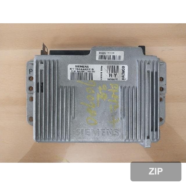 Блок управления двигателем (ЭБУ)