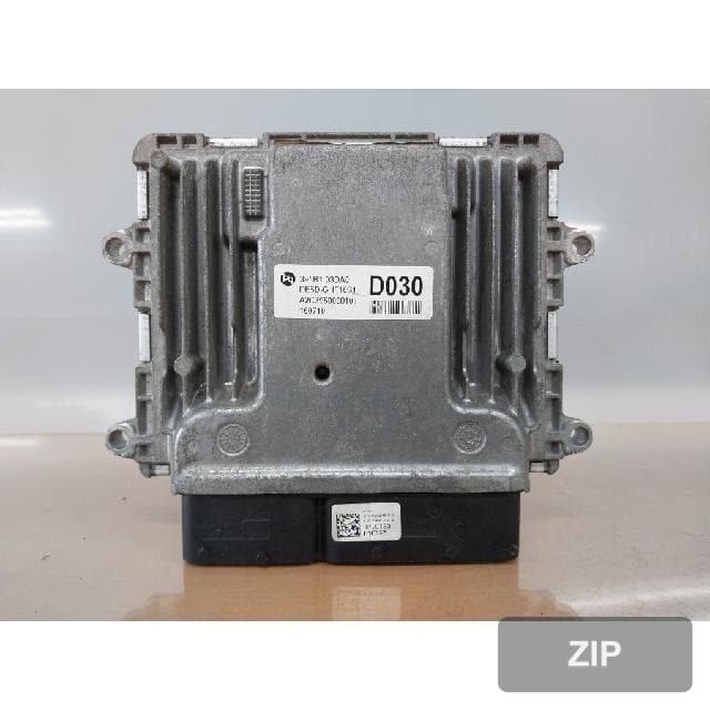 Блок управления двигателем ECU