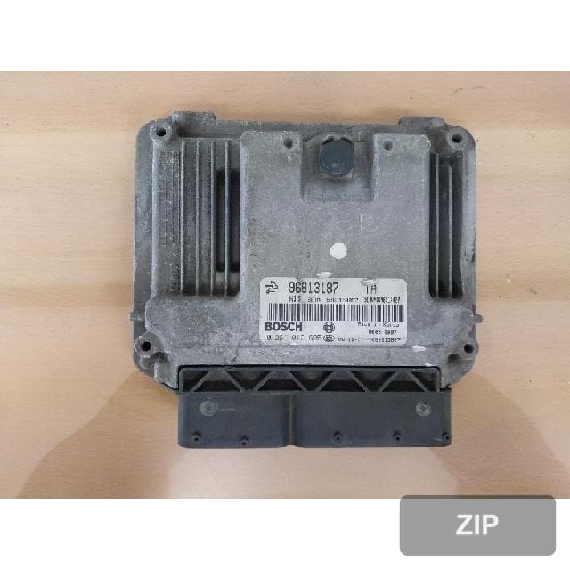 Блок ECU (компьютер двигателя)