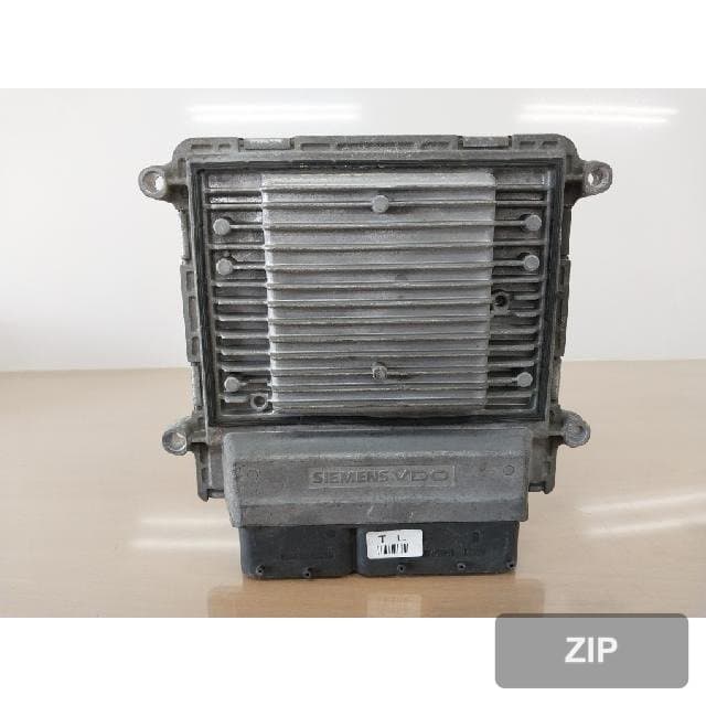 Блок управления двигателем ECU
