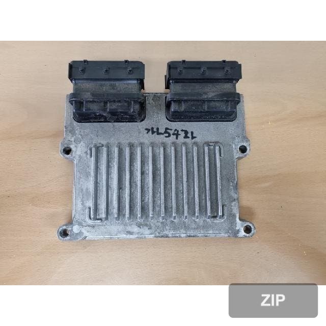 Блок управления двигателем ECU