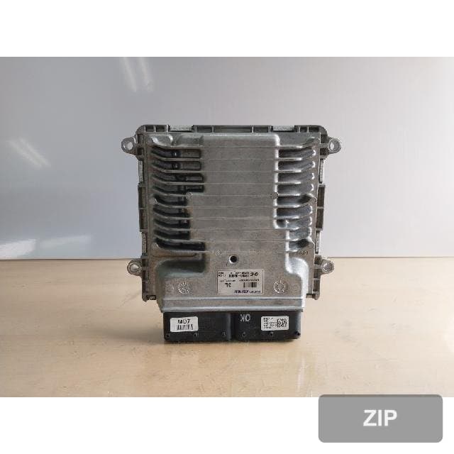 Блок управления двигателем ECU