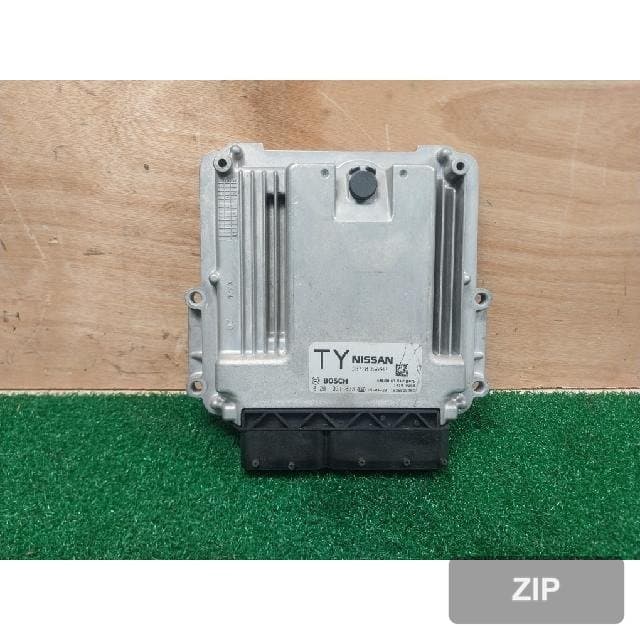 Блок управления двигателем ECU