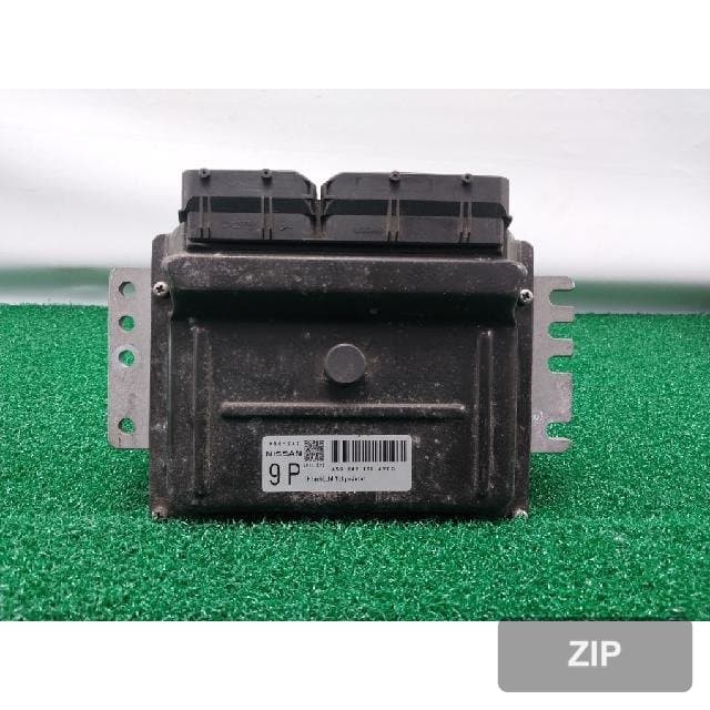 Блок управления двигателем ECU