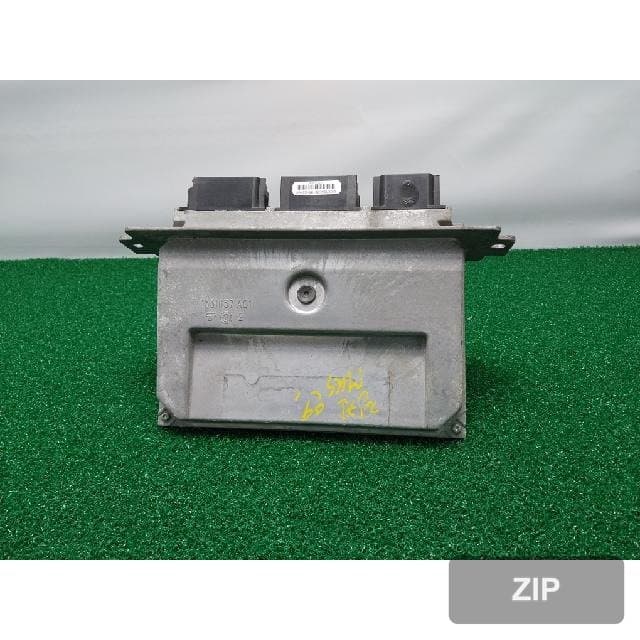 Блок управления двигателем ECU