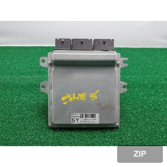 Блок управления двигателем ECU