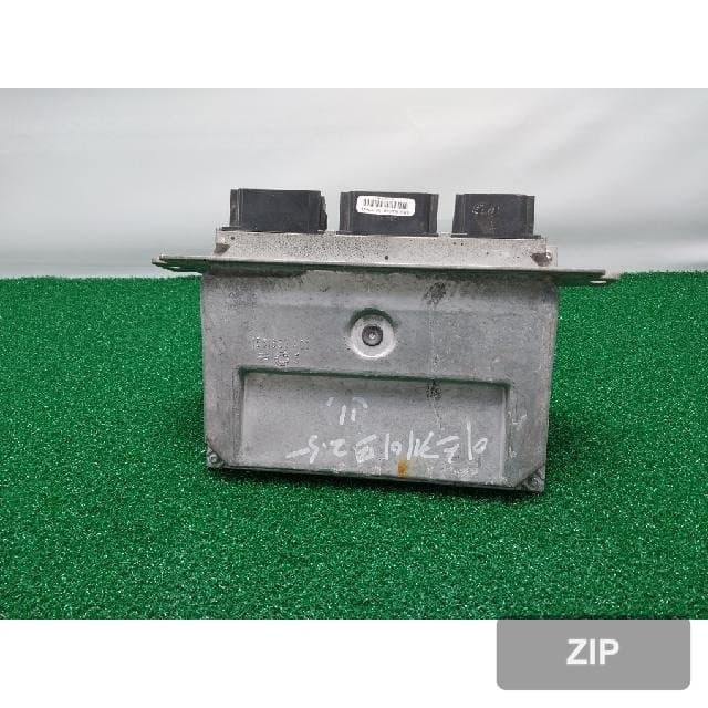 Блок управления двигателем ECU