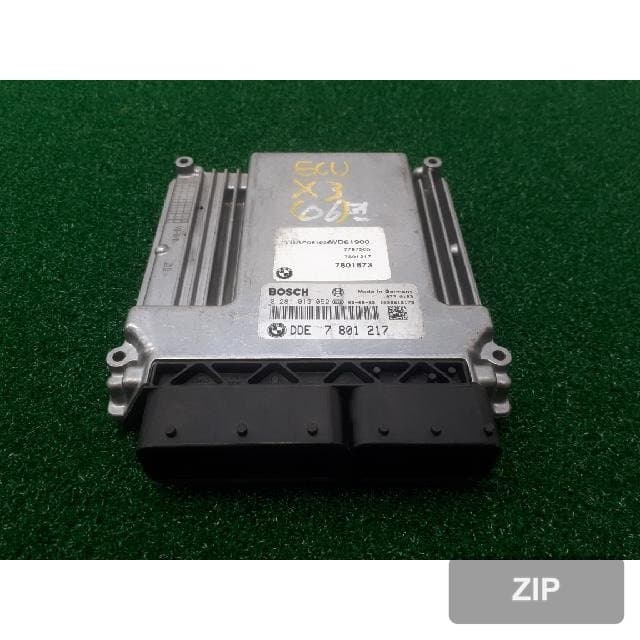 Блок управления двигателем (ECU)
