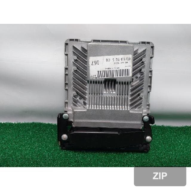 Блок управления двигателем ECU