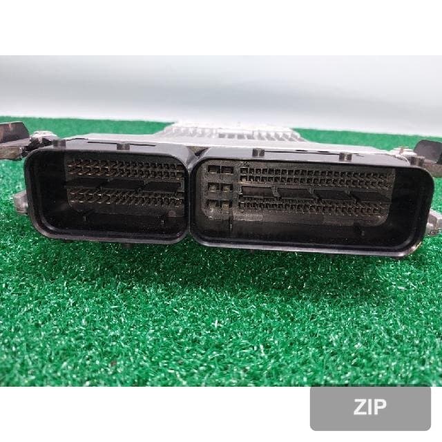 Блок управления двигателем (ECU) Audi A6