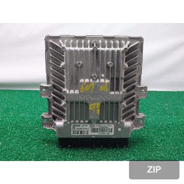 Блок управления двигателем ECU