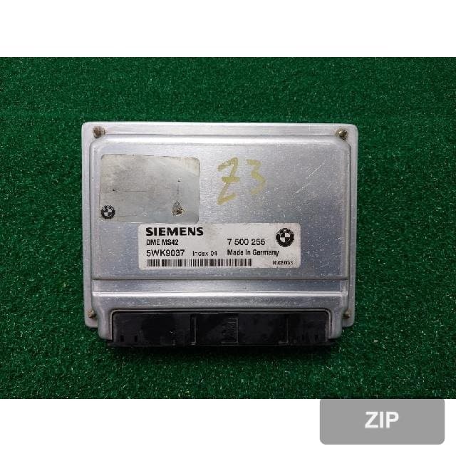 Блок управления двигателем ECU