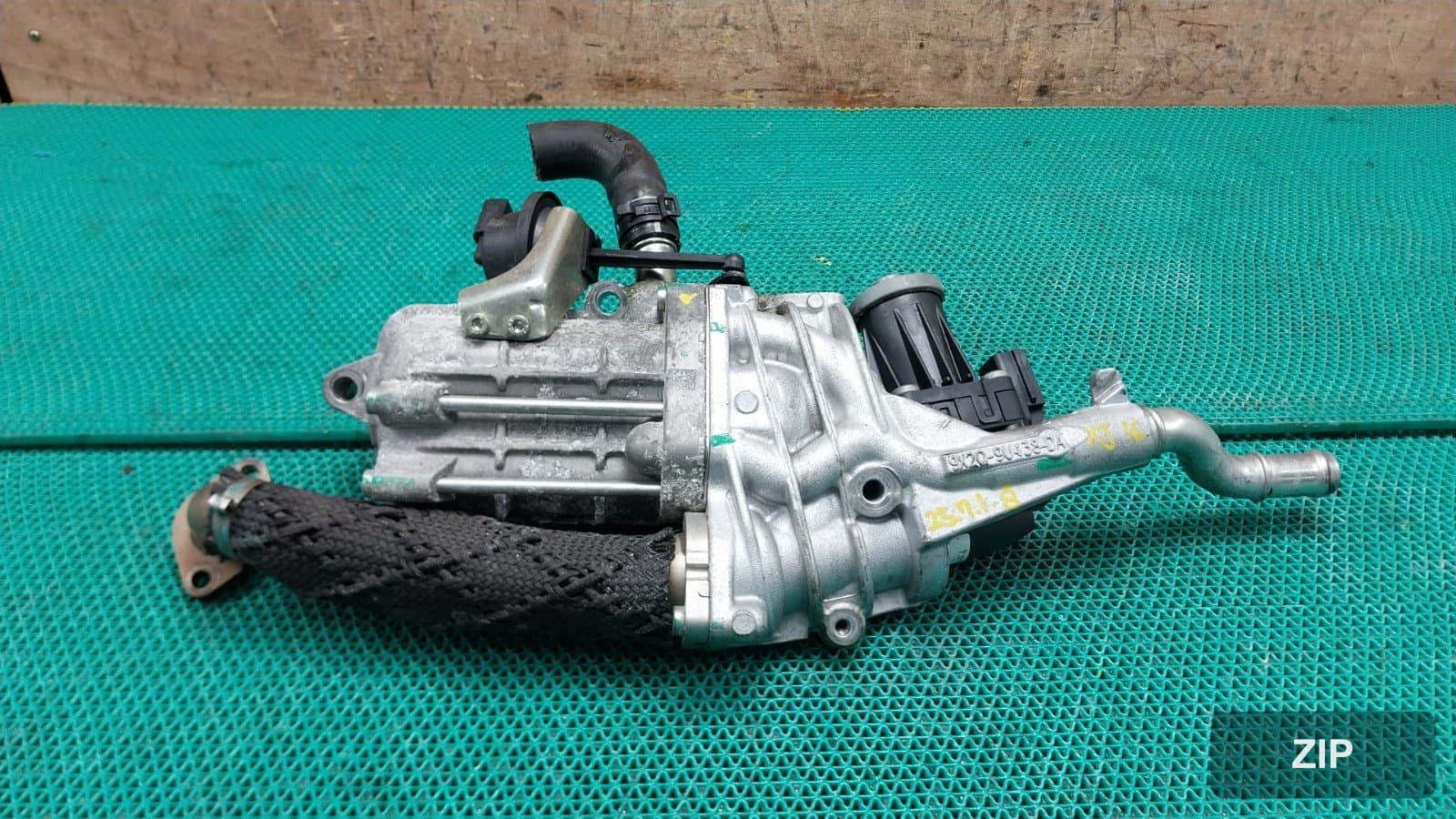 Рециркуляция выхлопных газов (EGR) Jaguar
