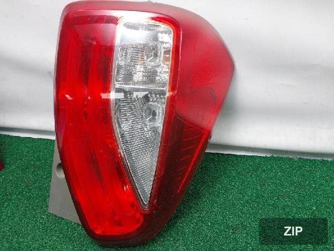 Kia Ray 2012 — фонарь задний комбинированный правый