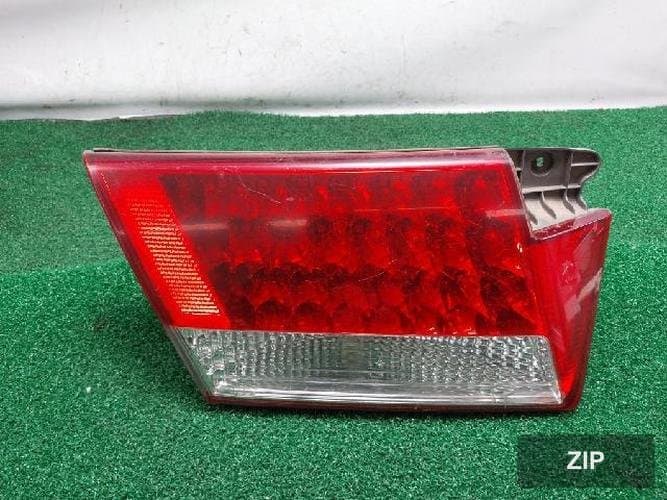 Hyundai Grandeur 2006 — обивка двери багажника левая