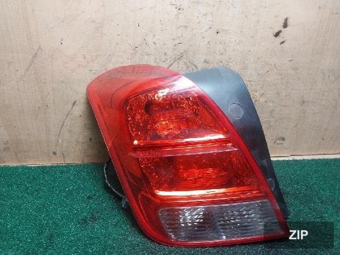 GM Daewoo Trax 2016 — комбинированный фонарь задний левый (водительский) 95476775