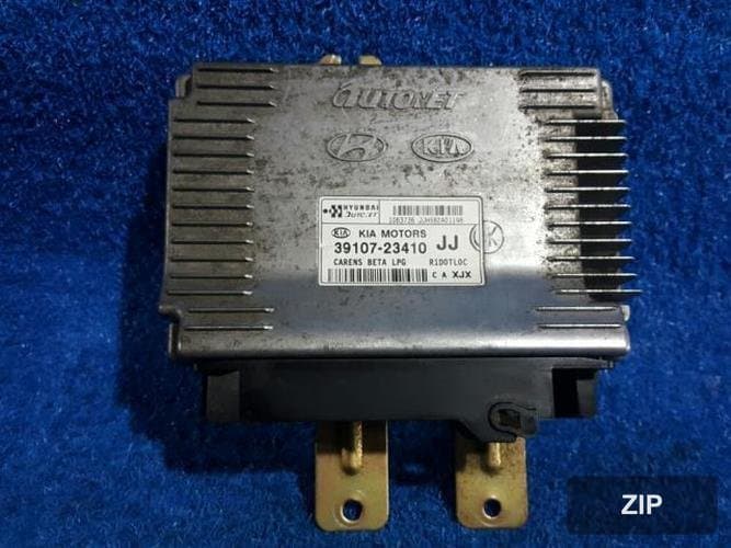 Блок управления двигателем ECU