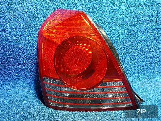 Hyundai Avante 2003 — задний фонарь левый (наружный)