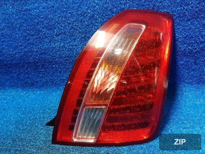 Kia Opirus 2008 — фонарь задний правый наружный