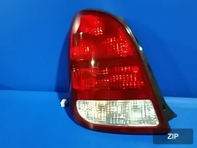 Kia Carens 2001 — фонарь задний левый наружный 0K2C451160A