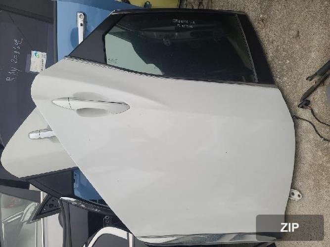 Hyundai Grandeur 2012 — дверь задняя правая