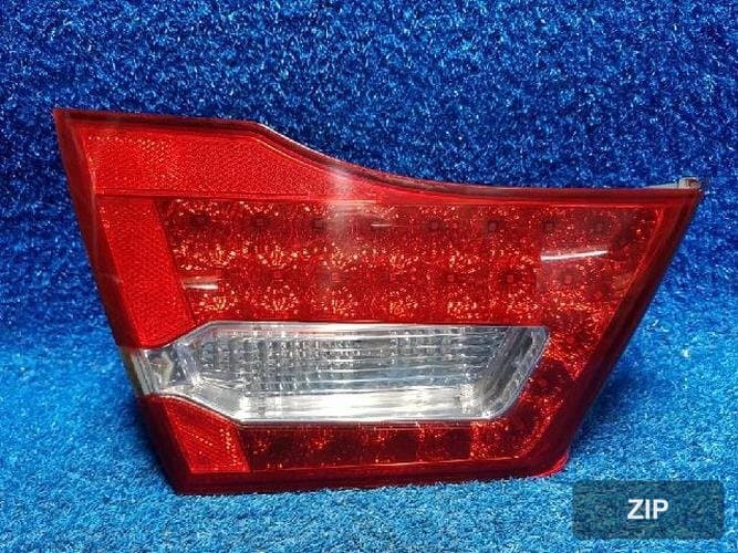 Kia Lotze 2009 — фонарь задний левый внутренний (LED 4-pin)