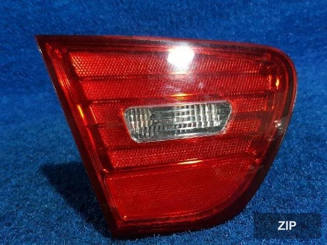 Hyundai Avante 2009 — задний фонарь левый внутренний 1