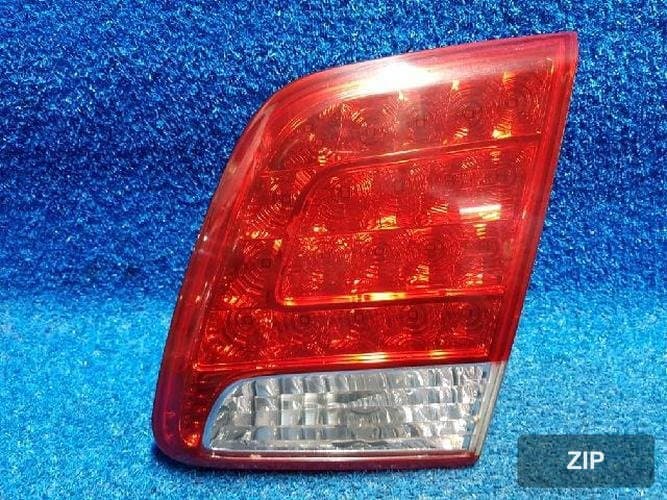 Kia Sorento 2010 — фонарь задний правый внутренний 924062P12