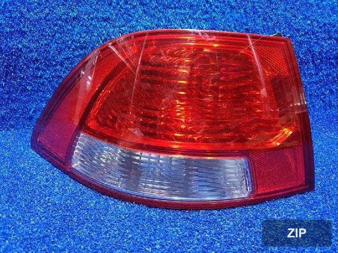 Kia Lotze 2009 — задний фонарь левый