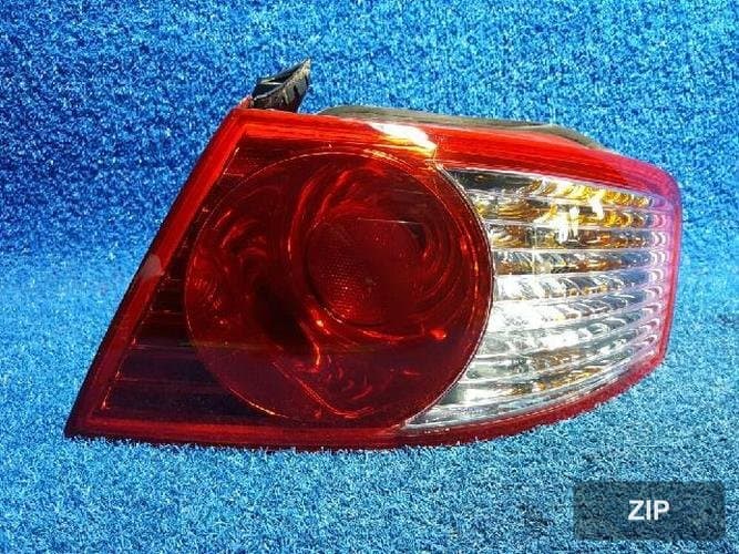 Kia Opirus 2003 — фонарь задний правый наружный