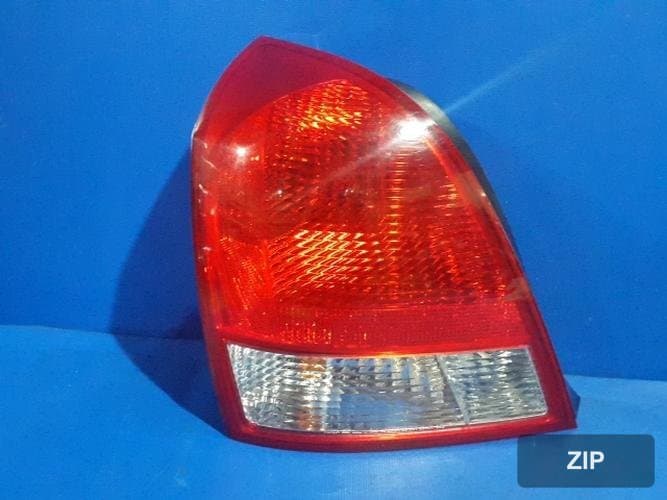 Hyundai Avante 2001 — задний фонарь левый наружный