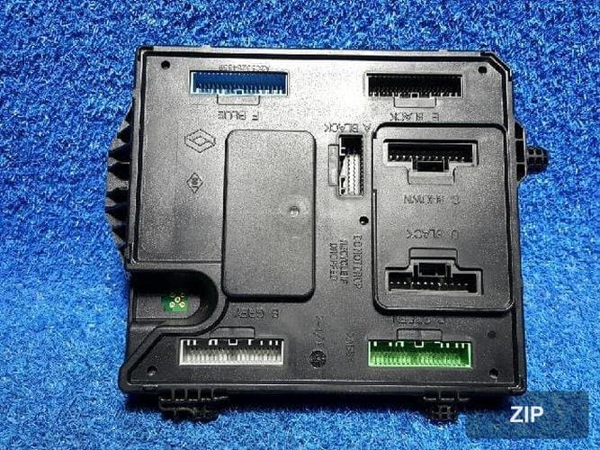 Блок ETACS/BCM 284B14954R