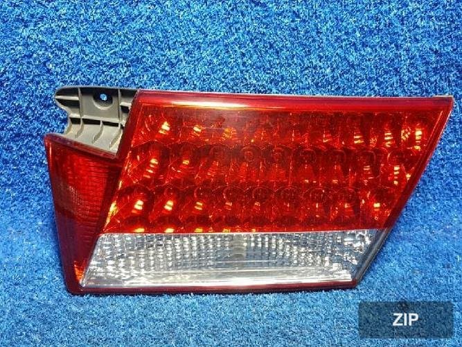 Hyundai Grandeur 2009 — фонарь задний внутренний правый 924043L002
