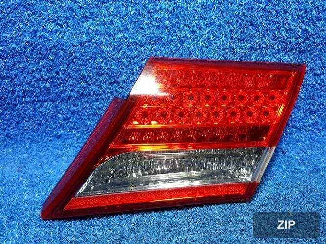 Hyundai Grandeur 2010 — фонарь задний правый внутренний 92404-3L500