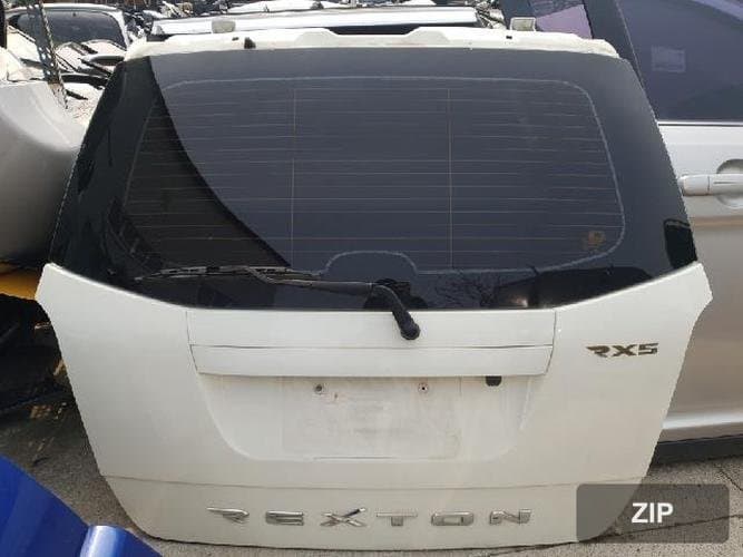 SsangYong Rexton 2007 — крышка багажника