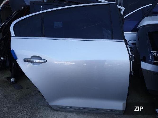 GM Daewoo Alpheon 2011 — дверь задняя правая