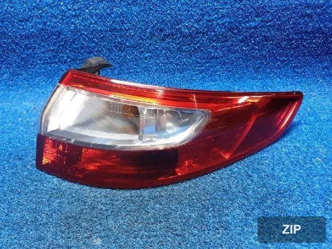 Renault SM3 2010 — фонарь задний правый 265500016R